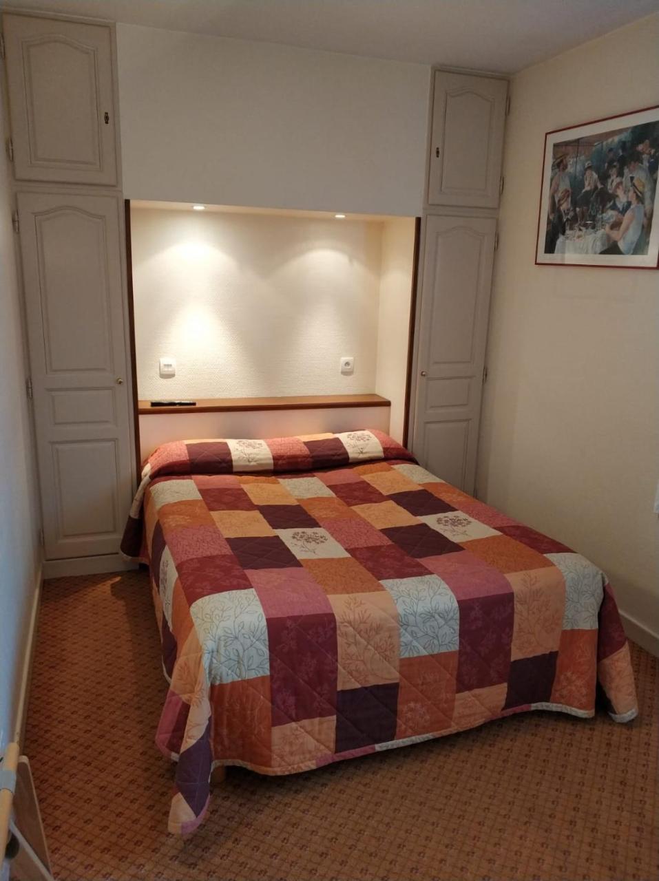 Logis Hotel Calisola Besancon - Soiree Etape Chalezeule Eksteriør bilde