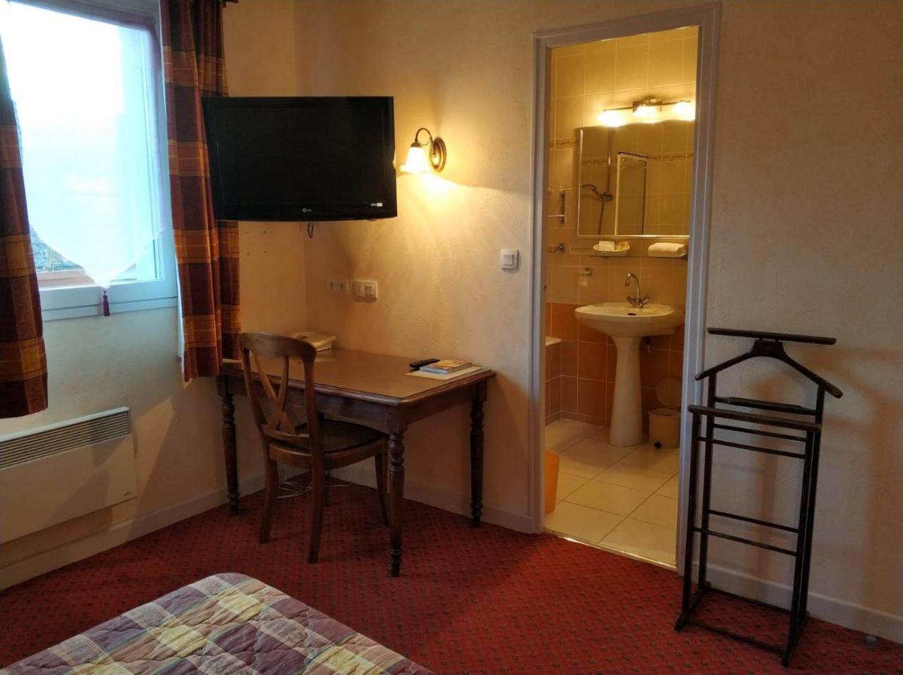 Logis Hotel Calisola Besancon - Soiree Etape Chalezeule Eksteriør bilde