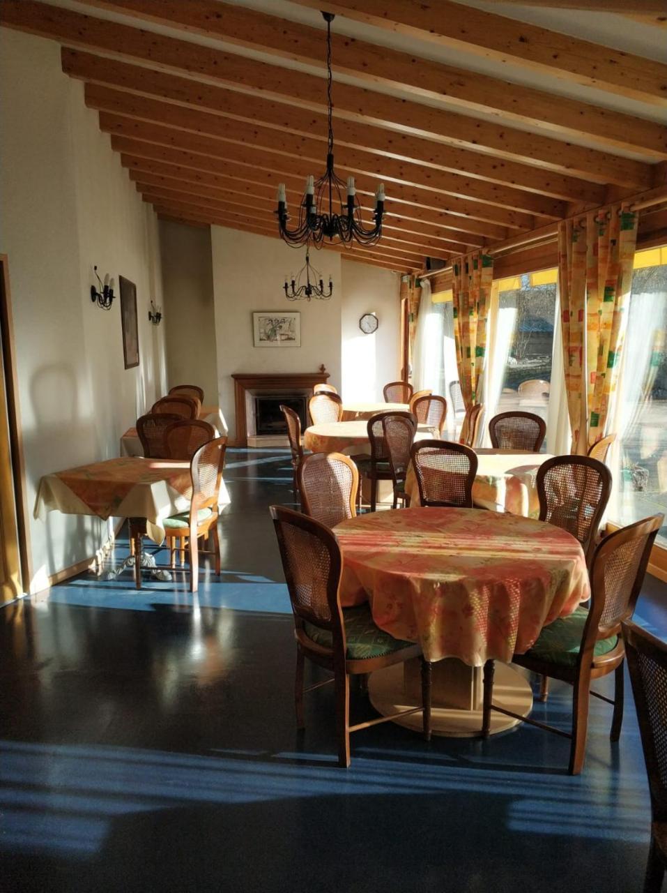 Logis Hotel Calisola Besancon - Soiree Etape Chalezeule Eksteriør bilde