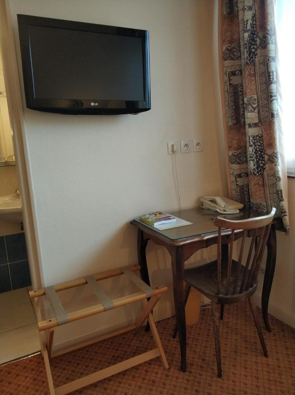 Logis Hotel Calisola Besancon - Soiree Etape Chalezeule Eksteriør bilde