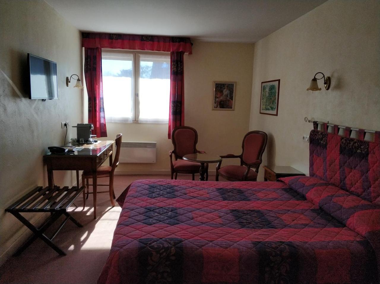 Logis Hotel Calisola Besancon - Soiree Etape Chalezeule Eksteriør bilde